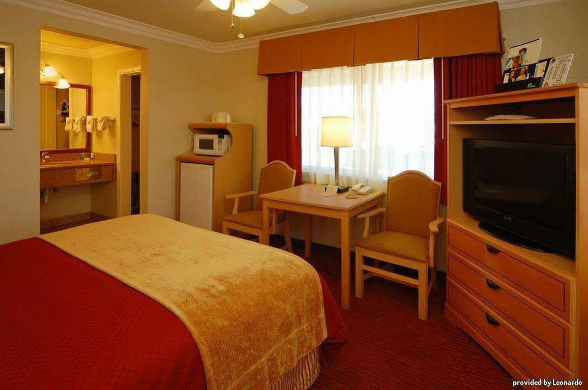Best Western Tradewinds Morro Bay Esterno foto